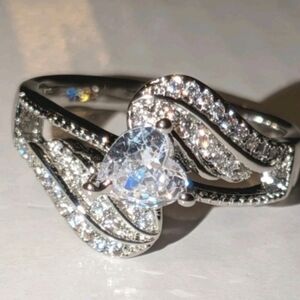 Shimmering 2.00ct Heart Cut Women's Engagement 925 Sterling silver Ring